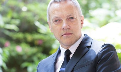 Har boet i Beijing, Tokyo og Rom  nu vil de ikke undvre Vang 