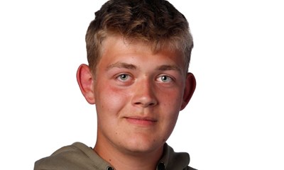 Magnus p 18 stiller op med en klar mrkesag