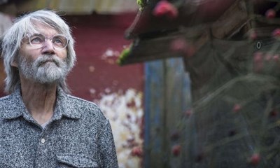 Hver lille ting er forbundet med det um�delige univers     