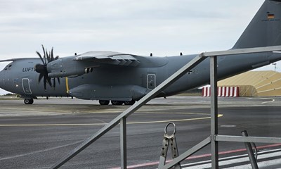 Tyske militrfly p visit i lufthavnen