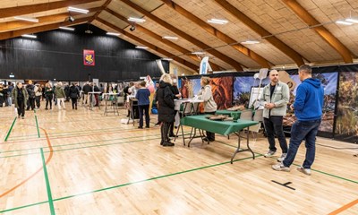 Fremtiden st�r for d�ren i idr�tshallen