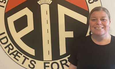 Hjertet i Poulsker IF: Trine