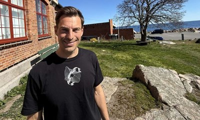 Dennis fra Folkem�det har f�et en mentor: 'Jeg suger alt ud af ham'