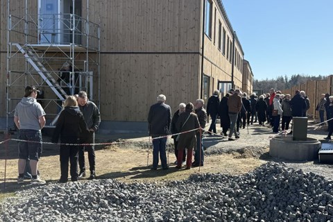 �bent Hus i R�nne blev l�rdagens till�bsstykke