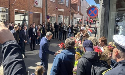 Genl�s livebloggen fra kongens bes�g
