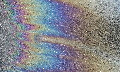 Oliepletter p� vej