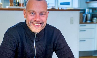 Tolstrup ser frem til de skr� br�dder og pingpong