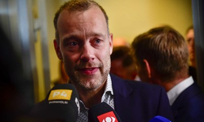 Kom med i Theateret og styrk demokratiet