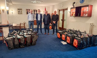 Loge dropper hemmelighed