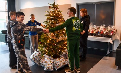 6. klasse gjorde en stor forskel for 10 familier