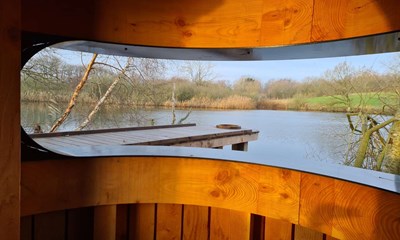 Dagens billede: I ly ved s�en i Klemensker