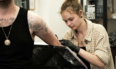 Der er tre m�neders ventetid p� Stines streg