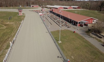 Fremtiden rykker ind p� travbanen