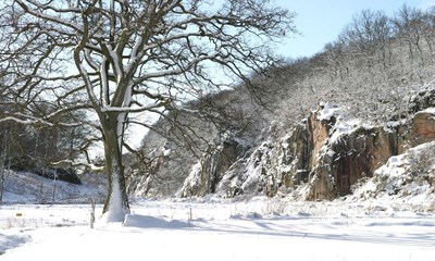 Snedronningens vinterrige og lukkede landeveje