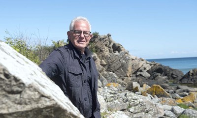 Stopper p� grund af helbredet - bankdirekt�r snupper jobbet