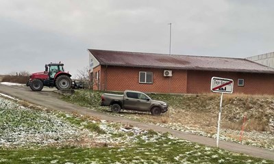 Landmand s�rgede for, at Tejn fik vand tilbage i hanerne