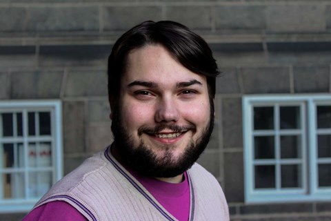 Voksede op i specialsystemet � nu vil han �ndre det