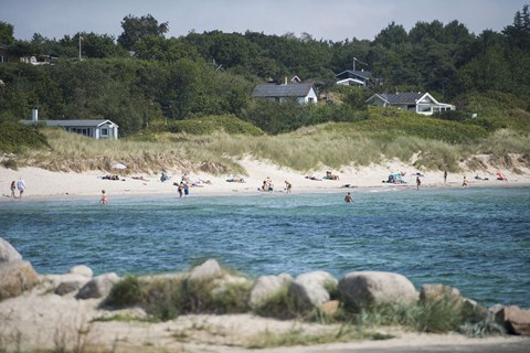 �get milit�r aktivitet: Sommerhus-ejere vil s�lge