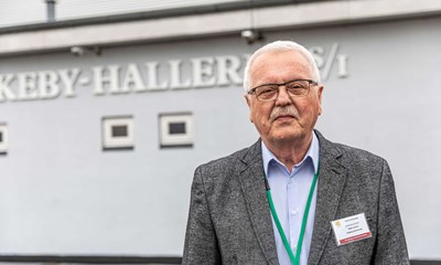 �resmedlem forlader Venstre