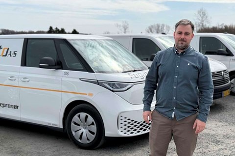 Fugato tjener stadig millioner � men overskuddet er halveret