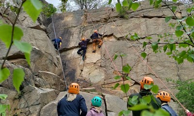 Klatrere samler skrald