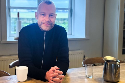 Kollegerne g�r det - men Tolstrup takker nej