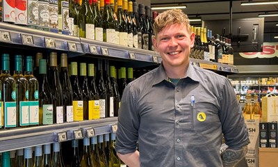 Ung butikschef takker b�de Netto og Nex� for sin k�reste