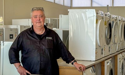 �bner stor hal med s�rligt koncept