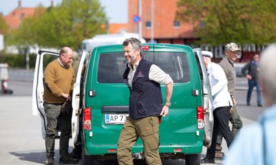 Kong Frederik deltager ikke i traditionsrig bukkejagt