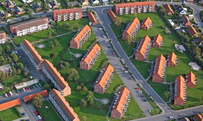 Viser moderniserede boliger frem: 'Vi er utroligt glade'