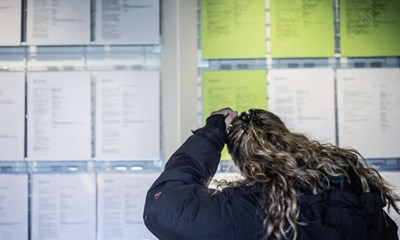 Strid om lovpligtige samtaler: 'Det vigtigste er, at folk f�r et arbejde'