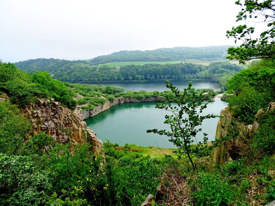 Flotte udsigter og idylliske stenbrud ved Krystals�en