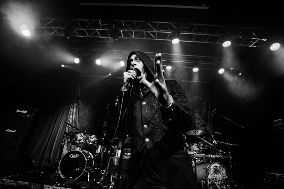 Svenske strippere, metalprster og uregerlig stoledans