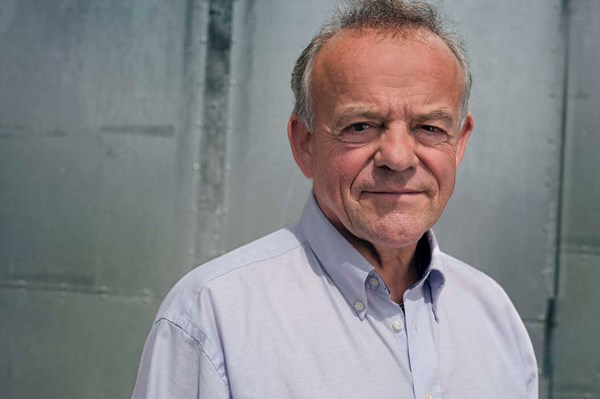 Tidligere DR Bornholm-journalist debuterer som forfatter