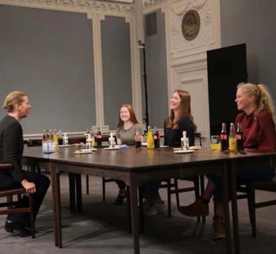 Liva fra 8. klasse gav statsministeren en god id: 'Det kunne Mette godt se det smarte i'