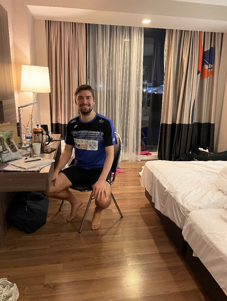 Efter tre ugers ophold p et thailandsk hotelvrelse: 'Jeg har sjldent gldet mig s meget til at g en tur'