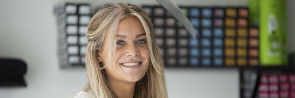 Nadia er byens nye fris�r: 'Jeg skal kunne tilpasse mig alle personligheder'