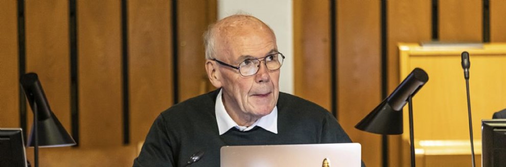 Leder: S for selvmord