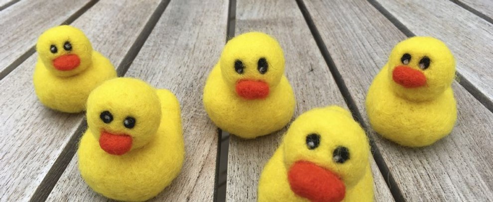 Derfor kan du stde p disse gule nder rundt om p en