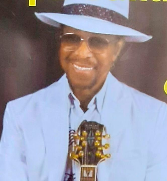 Efter mere end 25 �r: 'Benny' Collins vender tilbage til Villa Nova