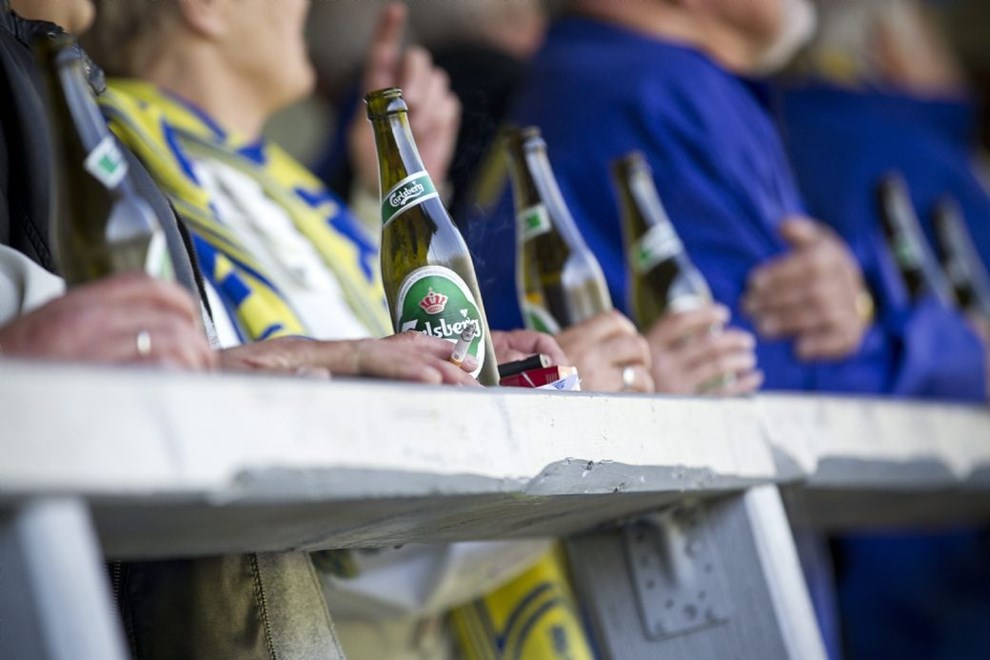 Homofobi eller ej: Blev der rbt 'bsserv' eller 'hnserv'?