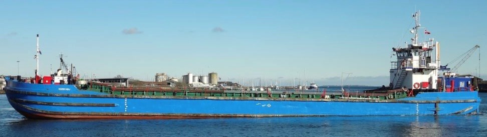 Reder meget berrt: Fragtskib har mandskab p to mand