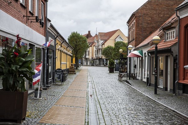 Regeringen og st�ttepartier er enige om gen�bning