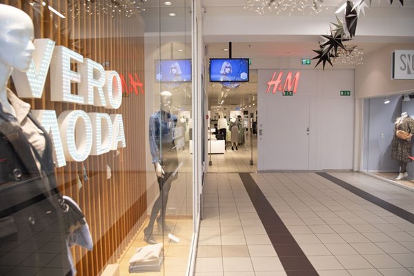 Centerforretning har fundet en l�sning: �bner pop op-butik i Snellemark