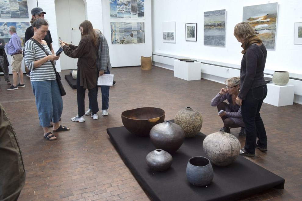 Leder: Lad kunsten lfte os hjt