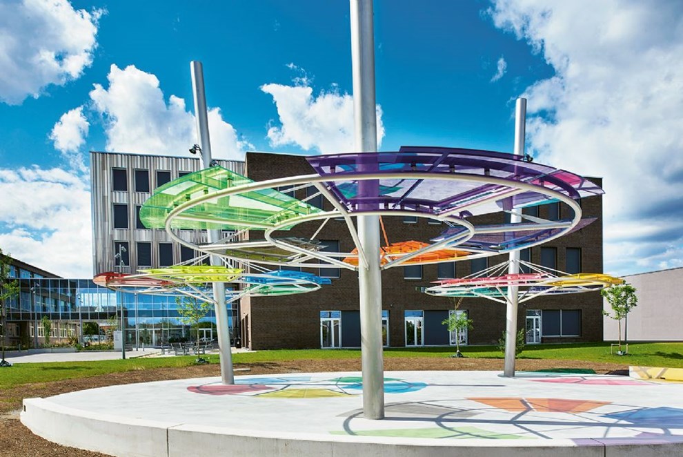 Stor bog om store udsmykninger