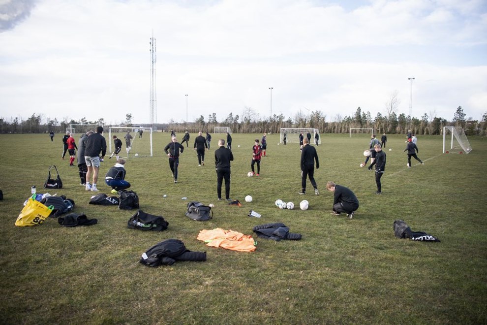 rets klub vil ikke slappe af: 'Det kan hurtigt g den anden vej, og s har vi mistet alle spillerne igen'