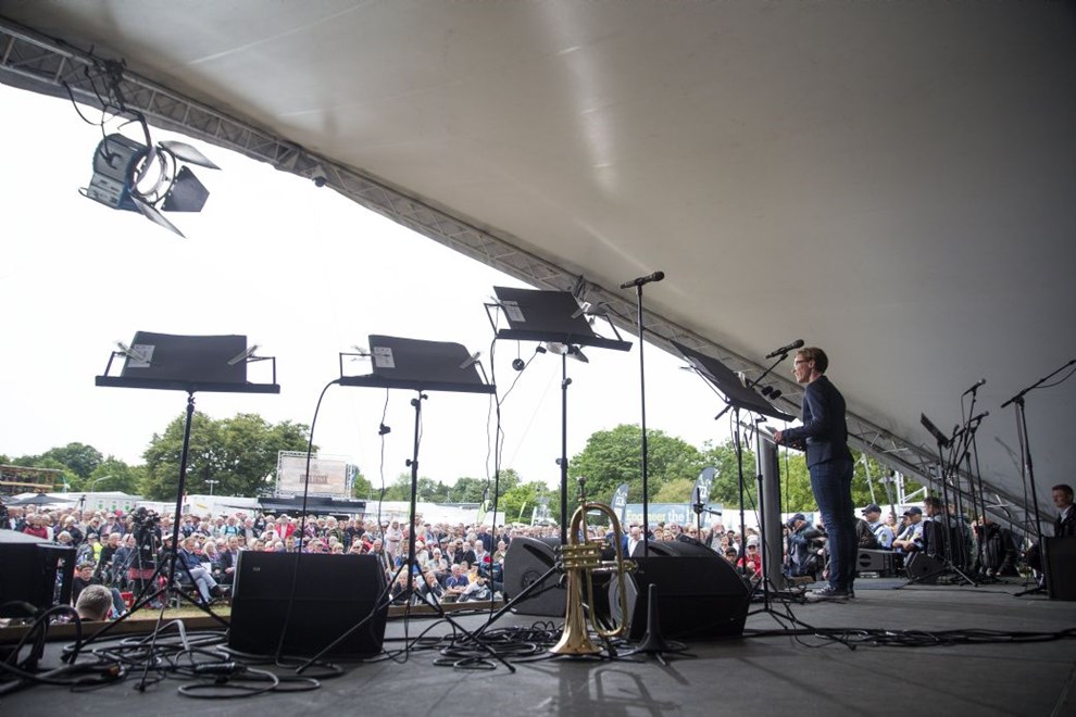 Billetbestillingen bner 12. maj:Folkemdet fr 12 debatscener med pladsbestilling