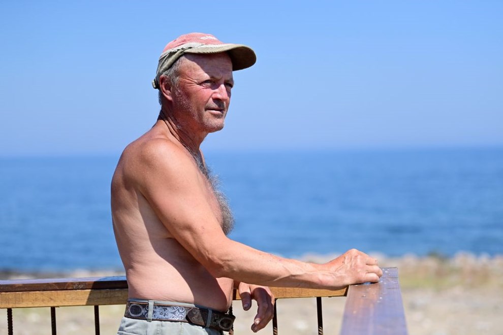 Uden modregning hj�lper Kell Mogensen alle, der kommer forbi