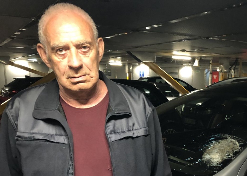 Steen fra Aarsdale blev ramt af stenslag: Nu deler han sin teori med svensk politi